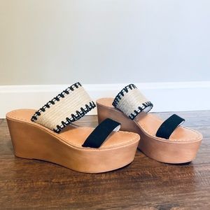 Chinese Laundry Platform Sandals